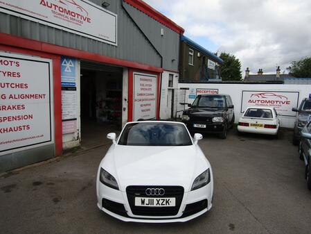 AUDI TT 2.0 TDI S line